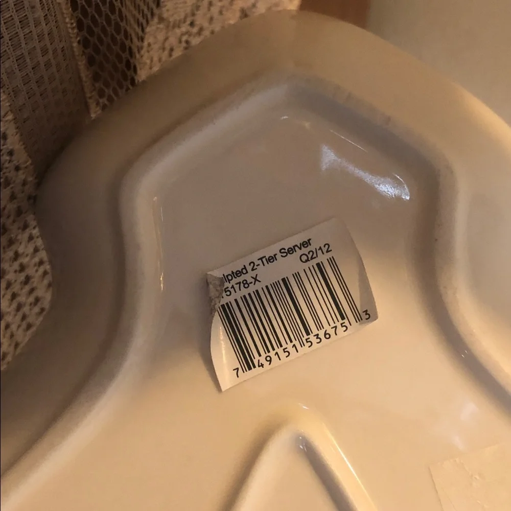 Spode Christmas Tree Two-Tier Serving stand - Picture 2 of 4